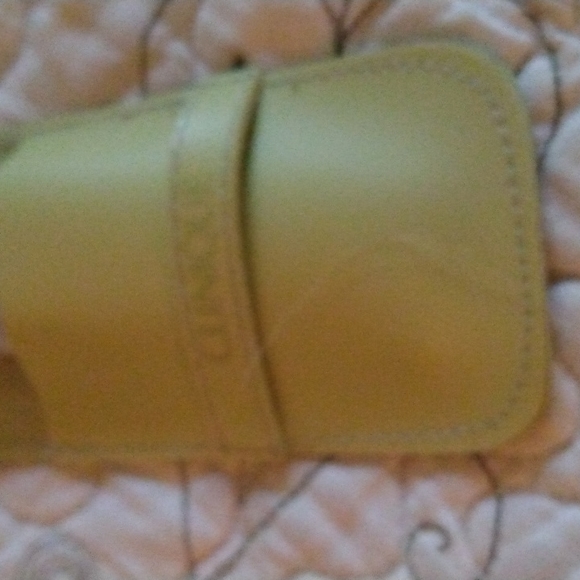 Clinique Manicure Set in case - Picture 2 of 2